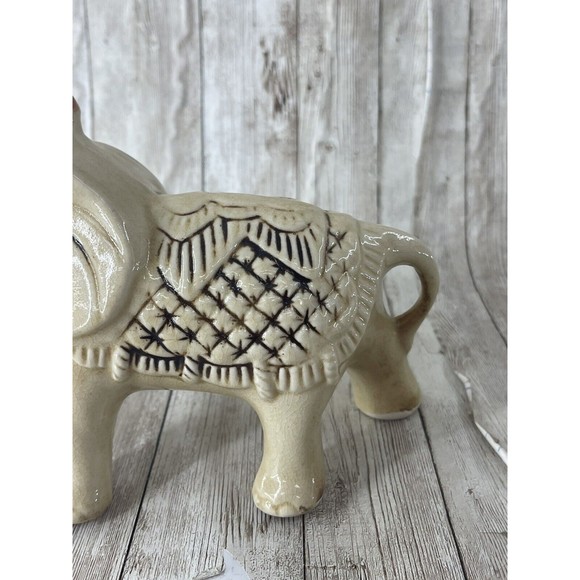 7” Elephant w/ Tusk Up Ceramic Statue Made in Brazil Figurine White - Picture 4 of 11